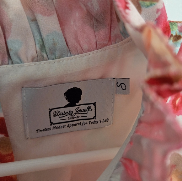 Dainty Jewells Vibrant Floral Maxi Dress - Picture 4 of 5